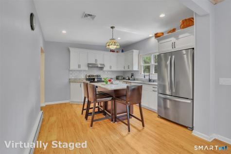 184 Congdon East Street Middletown CT 06457