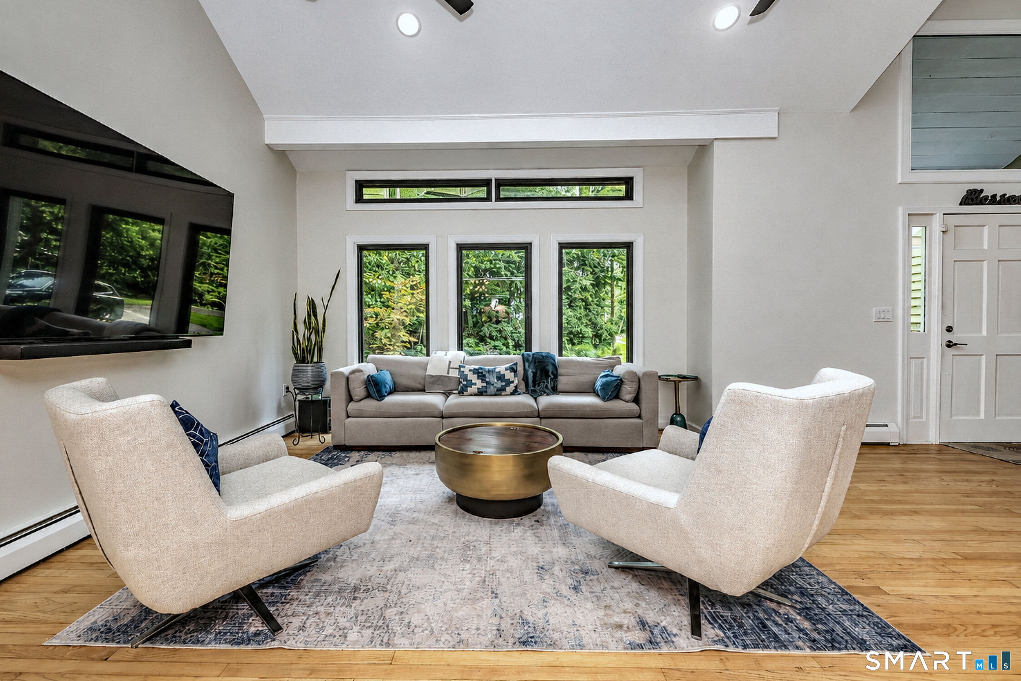 405 Shelton Road Trumbull CT 06611
