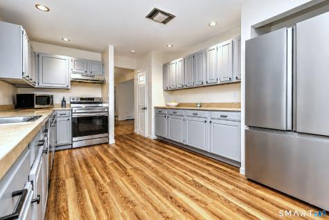 405 Shelton Road Trumbull CT 06611