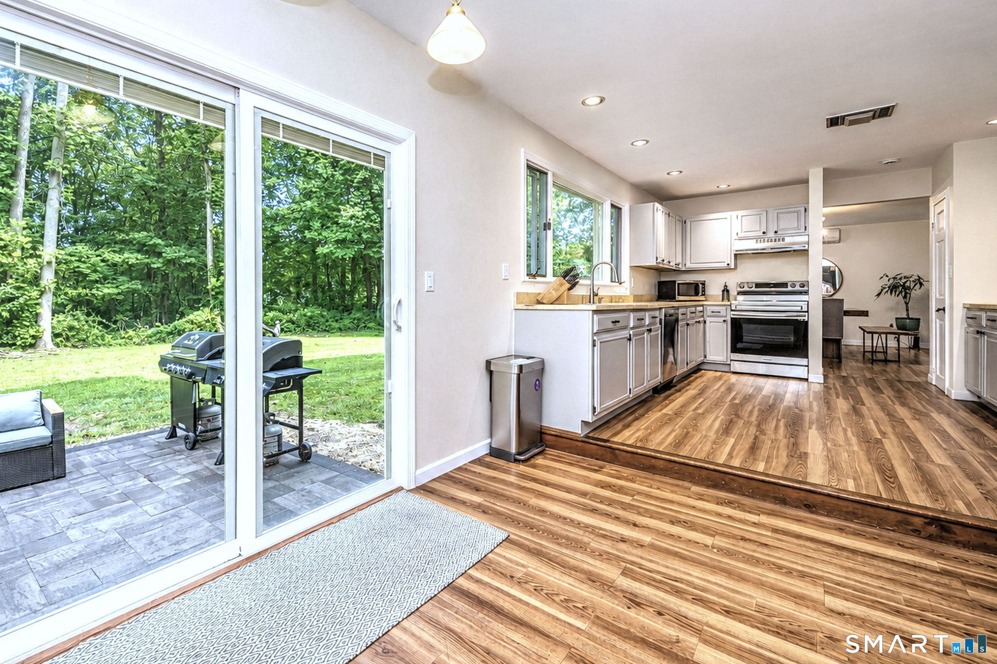 405 Shelton Road Trumbull CT 06611