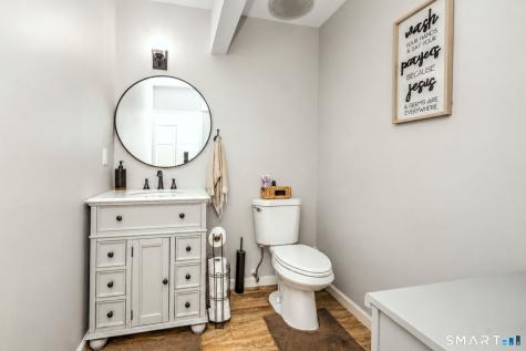 405 Shelton Road Trumbull CT 06611