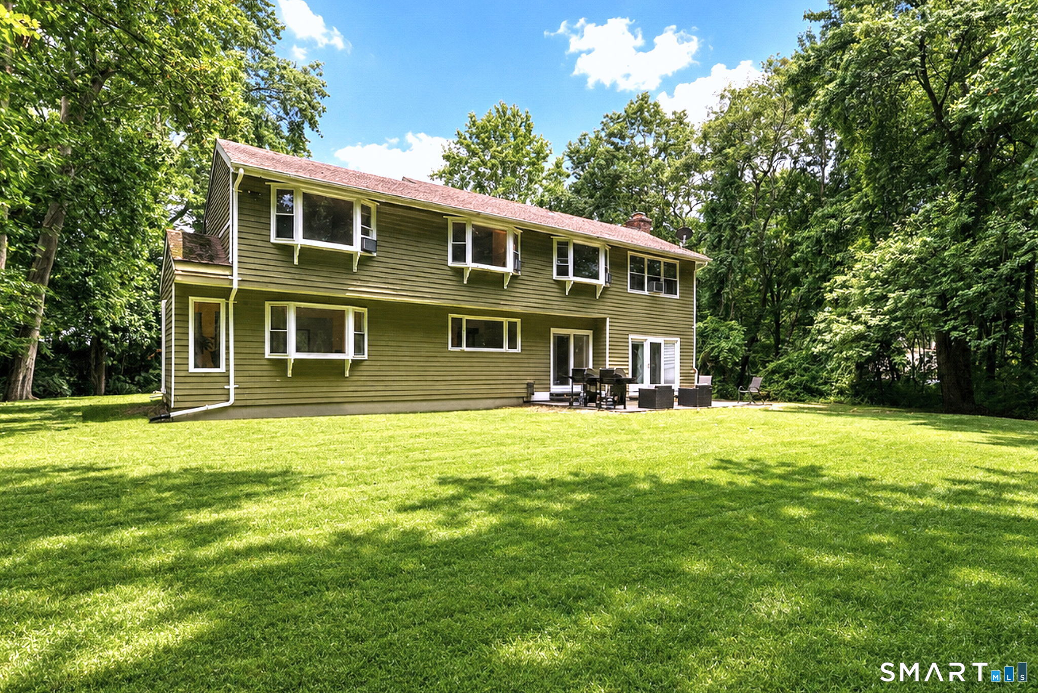 405 Shelton Road Trumbull CT 06611