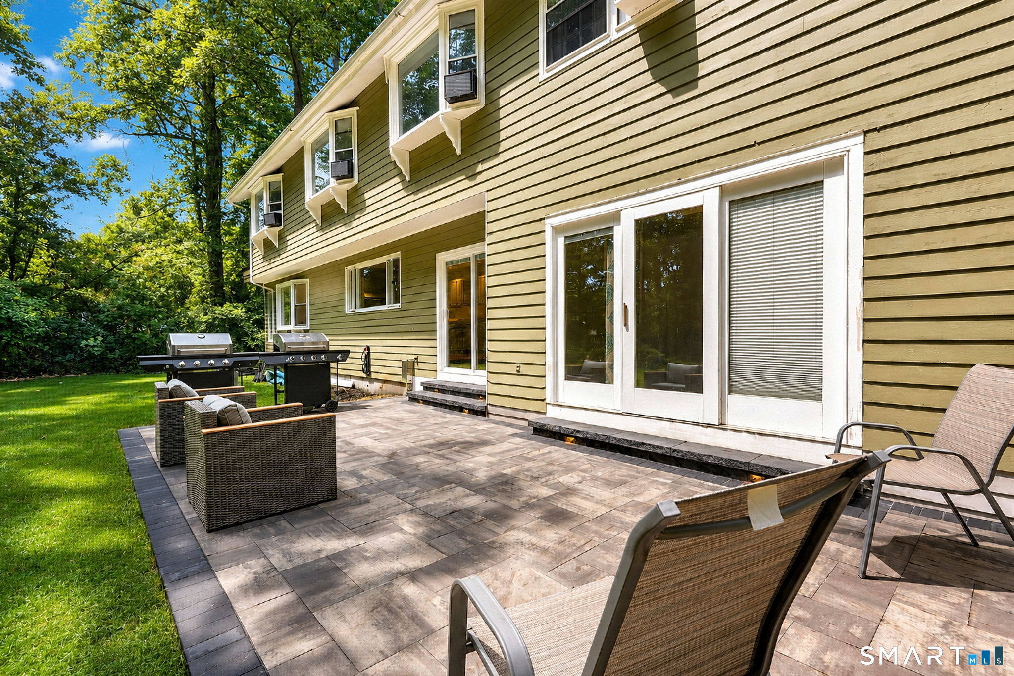 405 Shelton Road Trumbull CT 06611