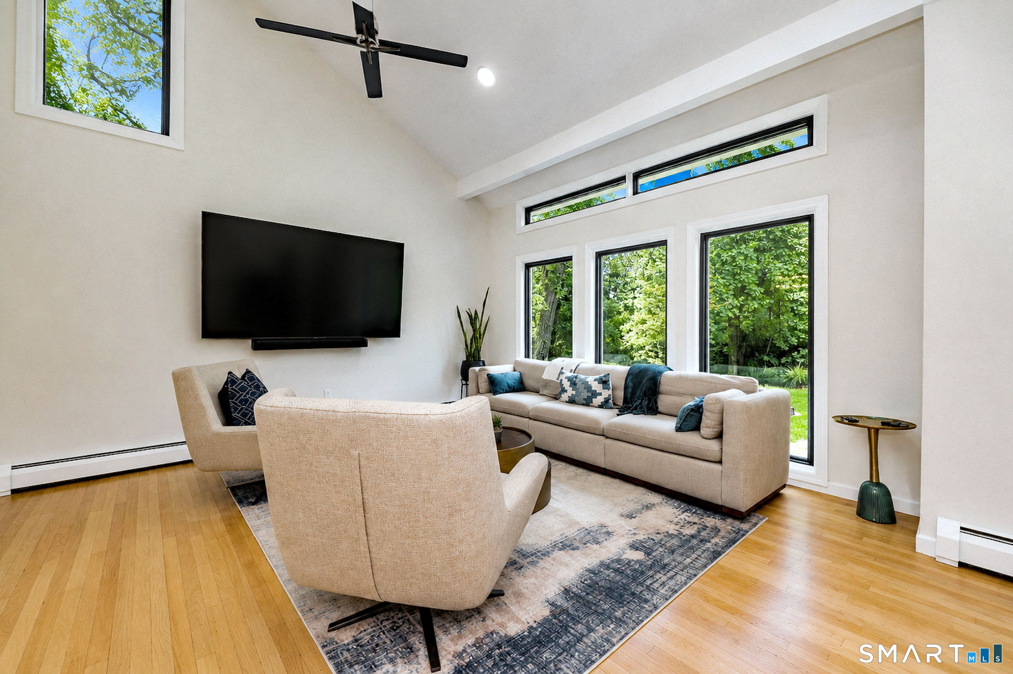 405 Shelton Road Trumbull CT 06611