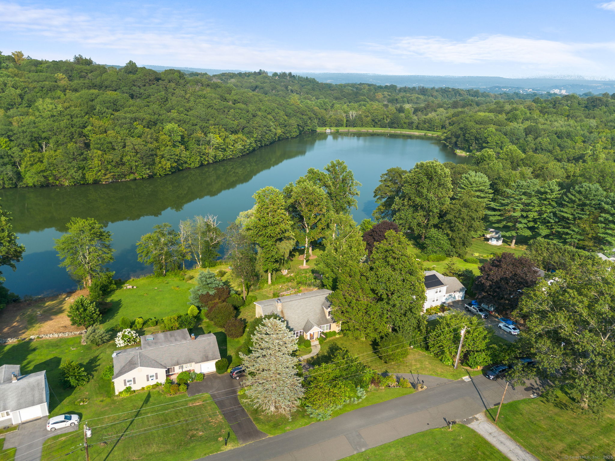 29 Saddle Rock Road Danbury CT 06811