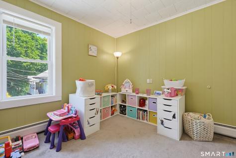 9 Hickory Street Norwich CT 06360