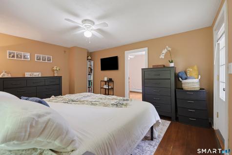 9 Hickory Street Norwich CT 06360