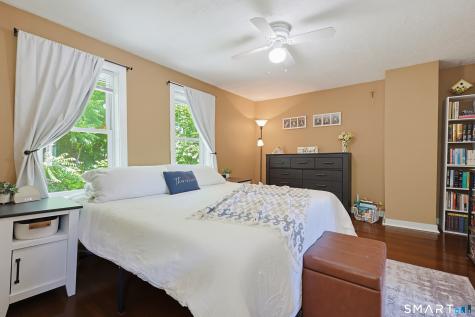 9 Hickory Street Norwich CT 06360