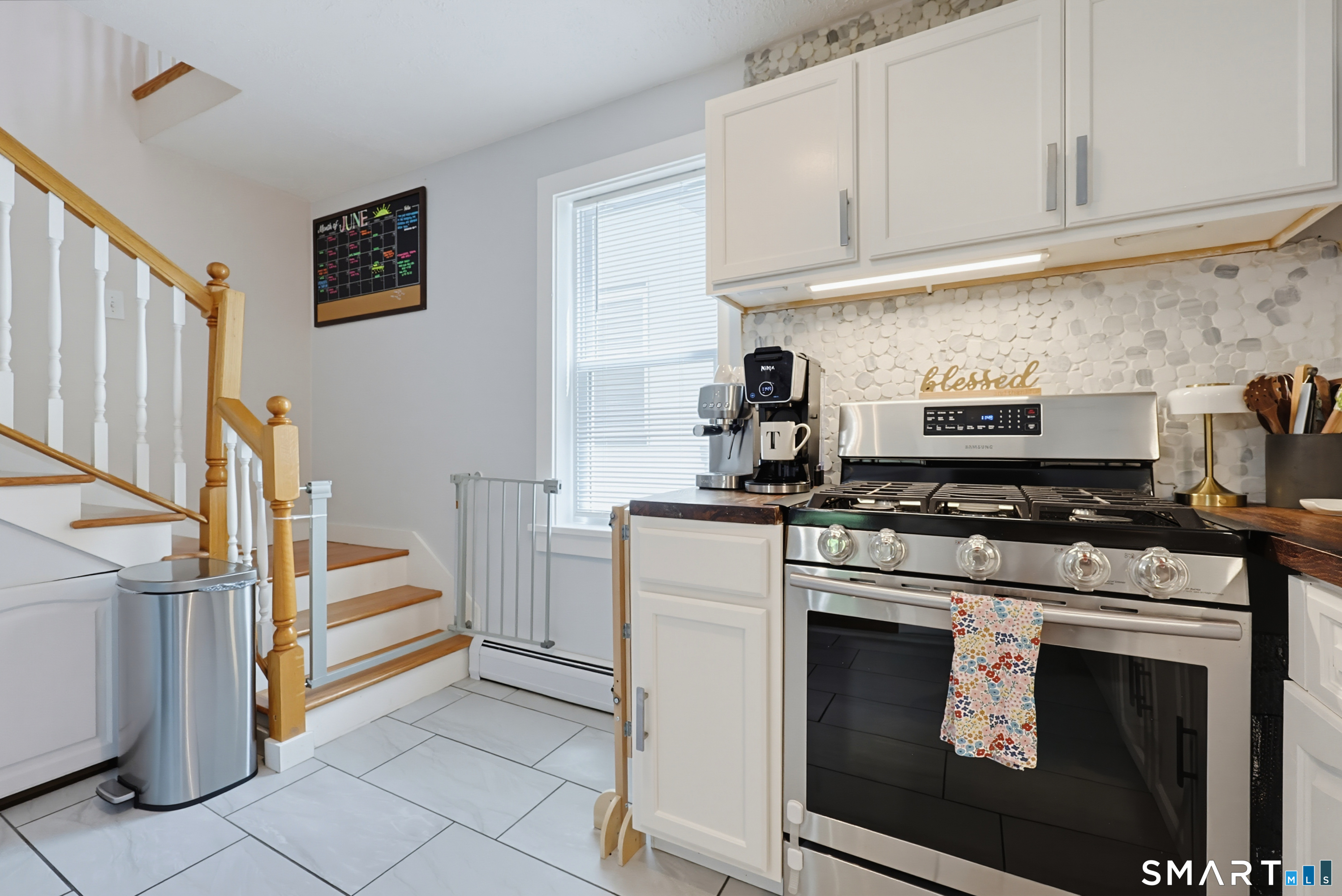 9 Hickory Street Norwich CT 06360