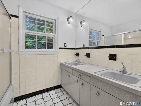 54 Deforest Drive North Branford CT 06471