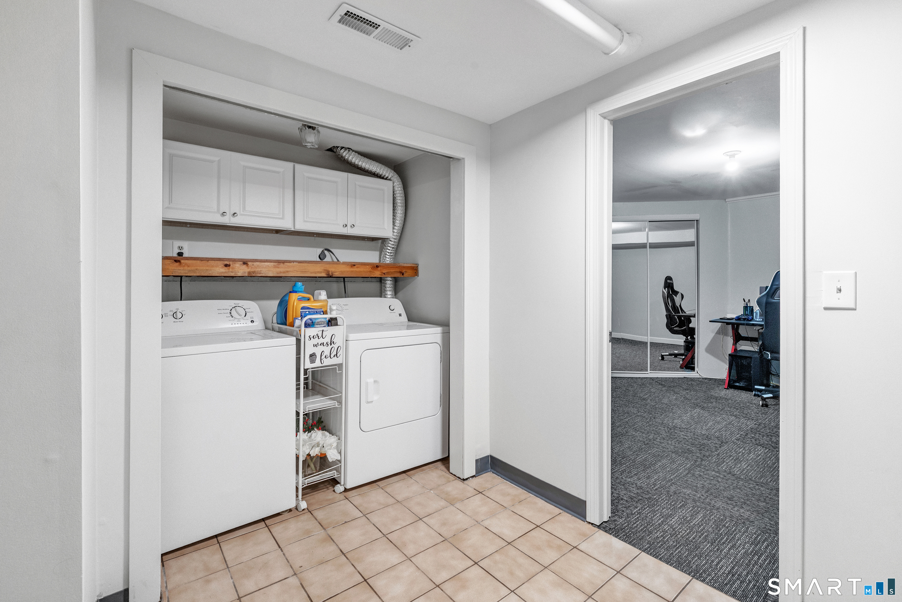 9 Benz Street Ansonia CT 06401