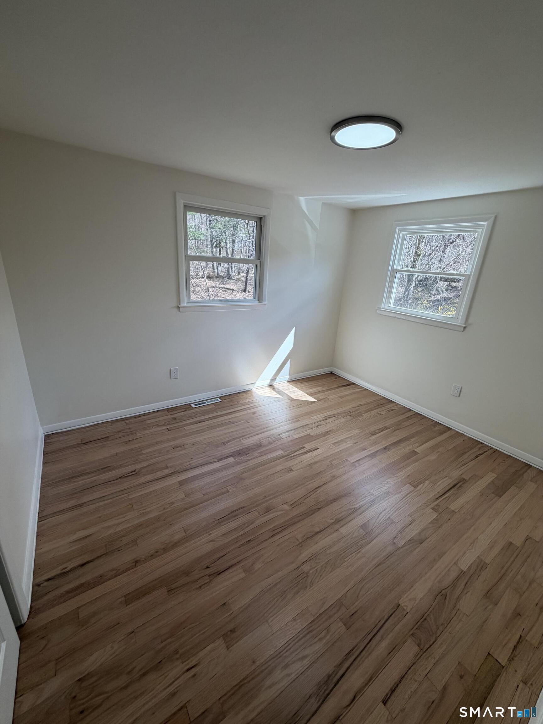 39 Hemlock Road Branford CT 06405