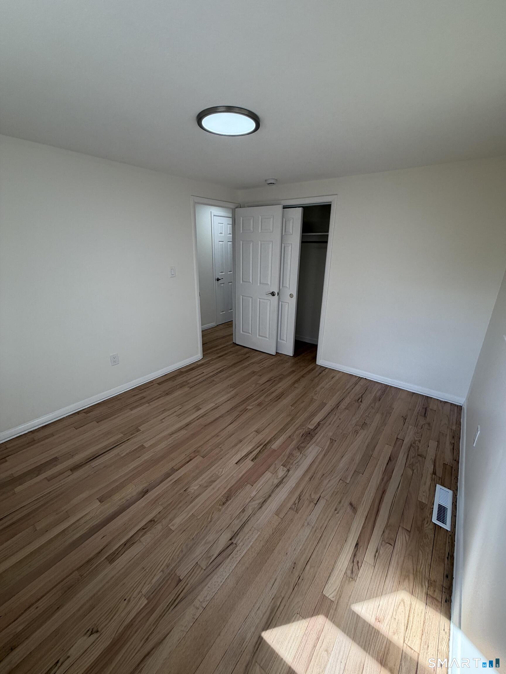 39 Hemlock Road Branford CT 06405