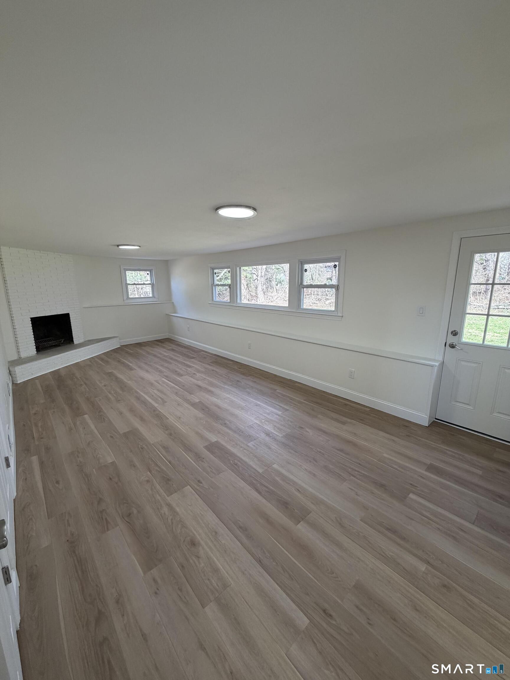 39 Hemlock Road Branford CT 06405
