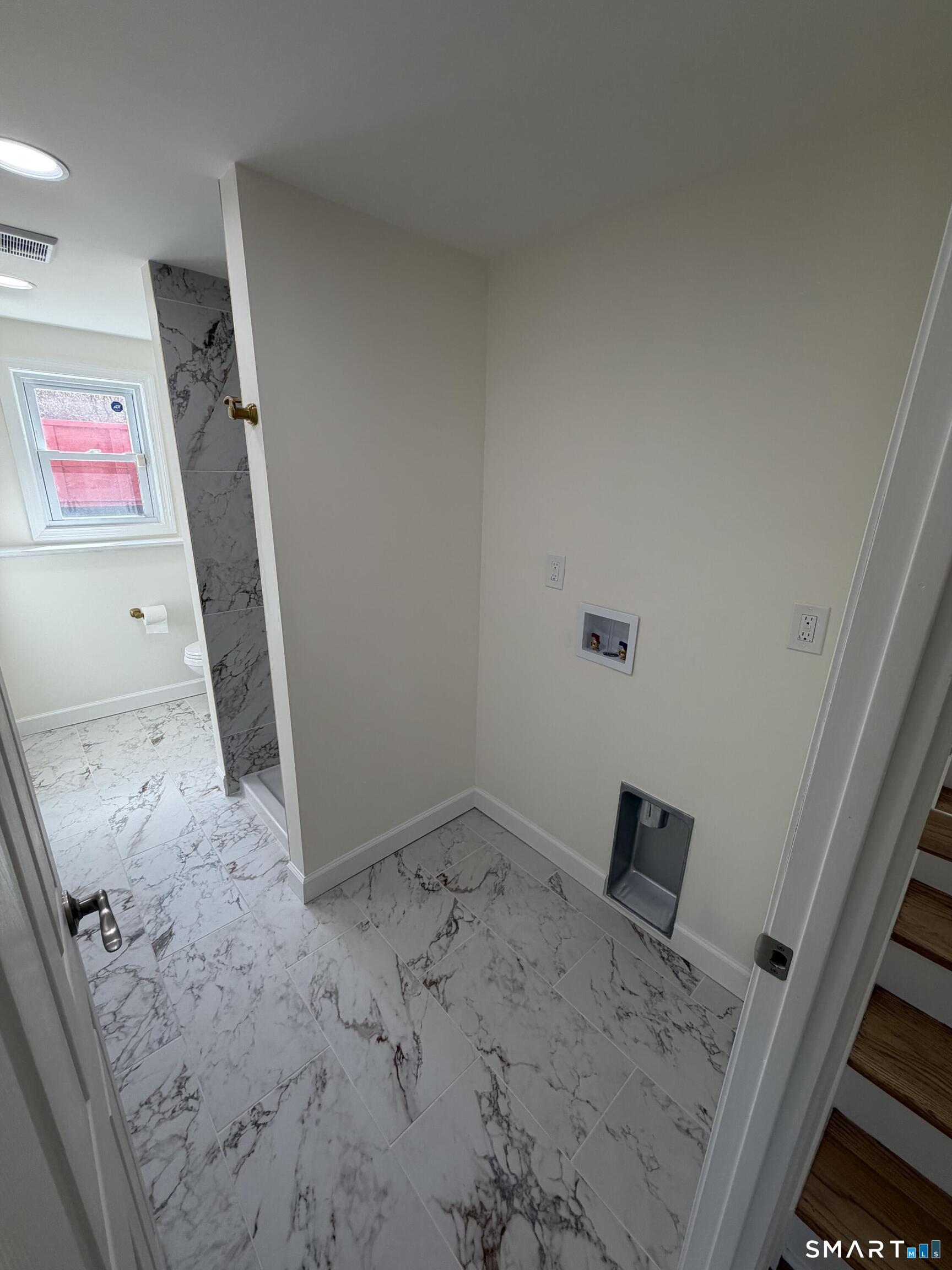 39 Hemlock Road Branford CT 06405