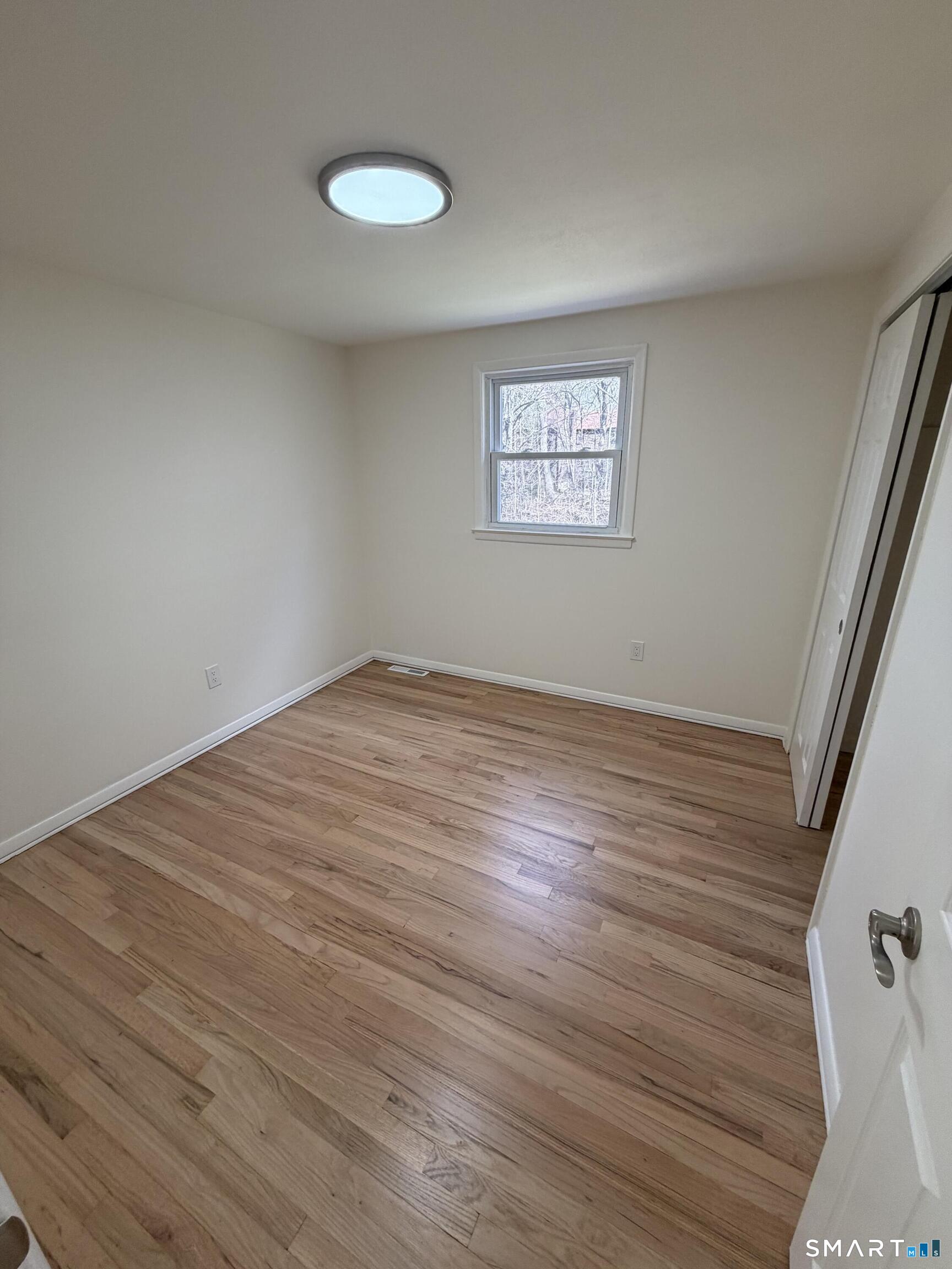39 Hemlock Road Branford CT 06405