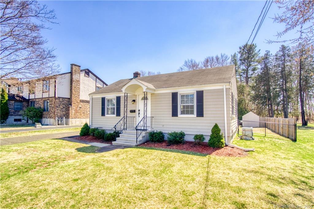 97 Naubuc Avenue Glastonbury CT 06033