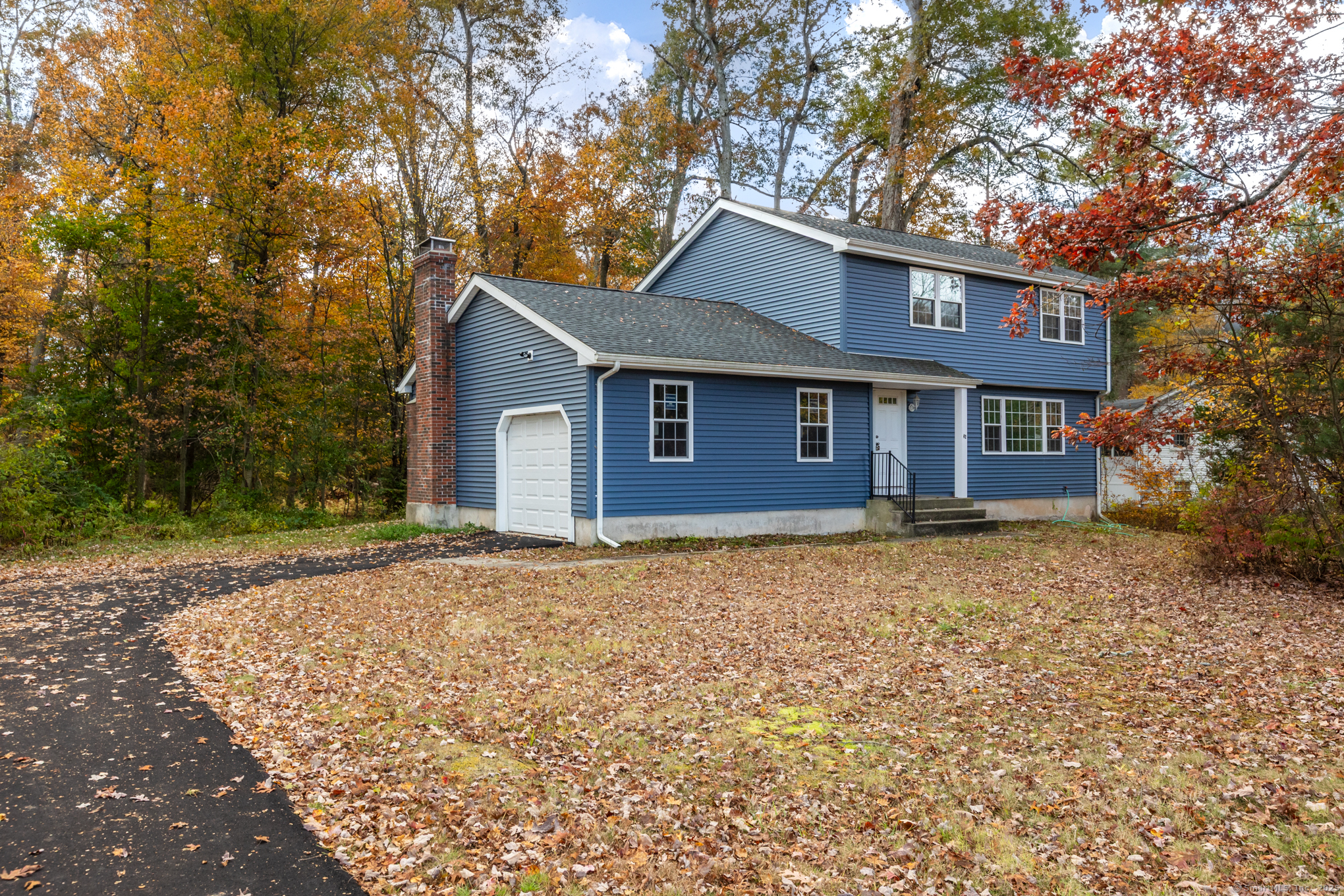 42 Middle Road Ellington CT 06029