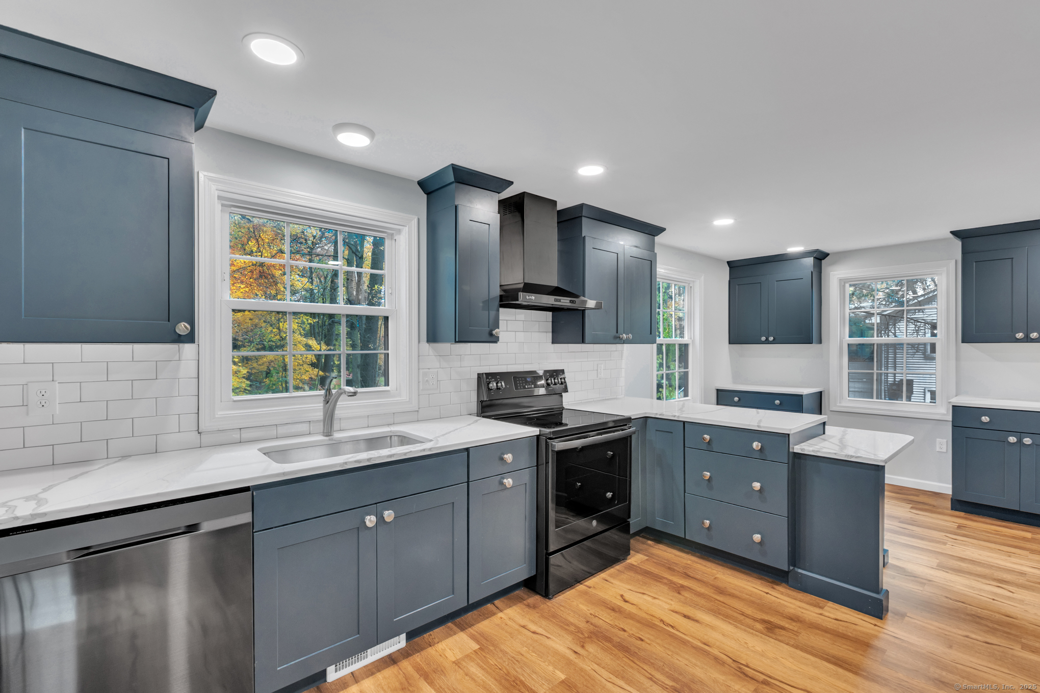 42 Middle Road Ellington CT 06029