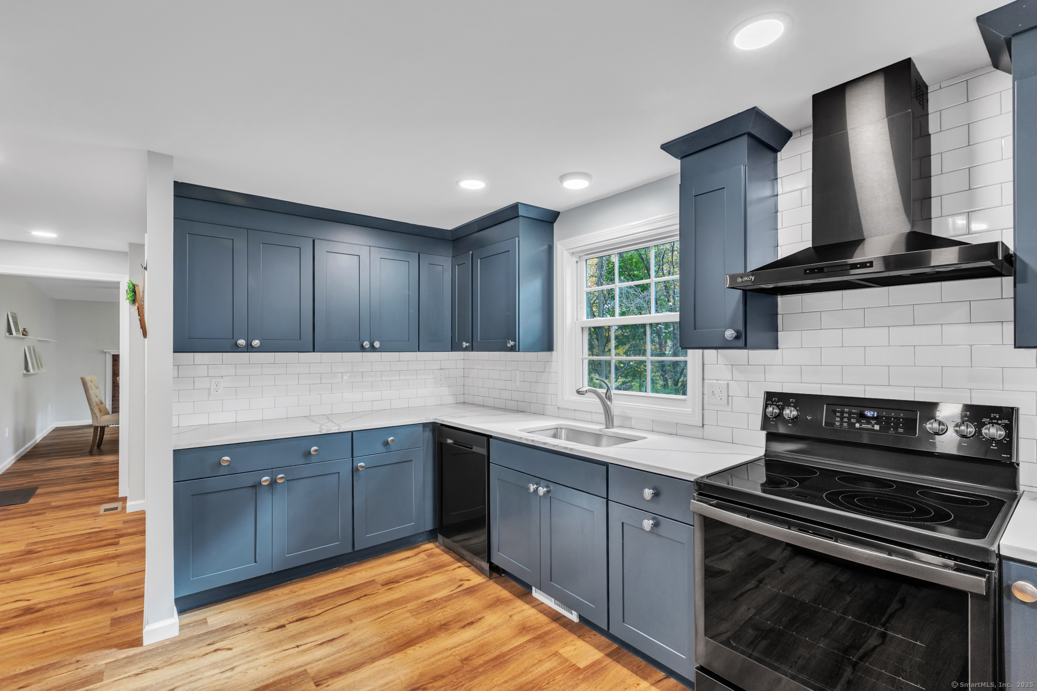 42 Middle Road Ellington CT 06029