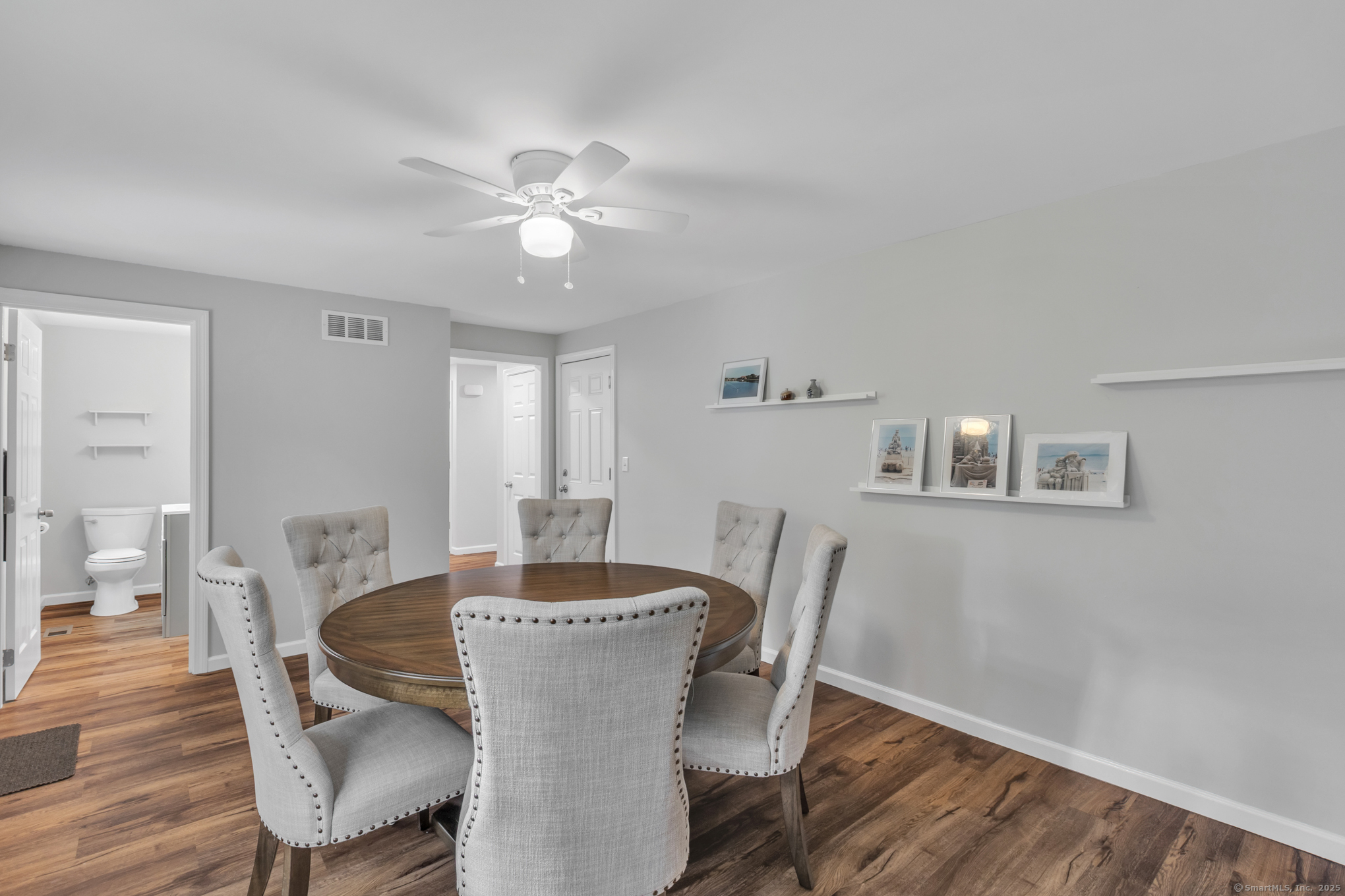 42 Middle Road Ellington CT 06029