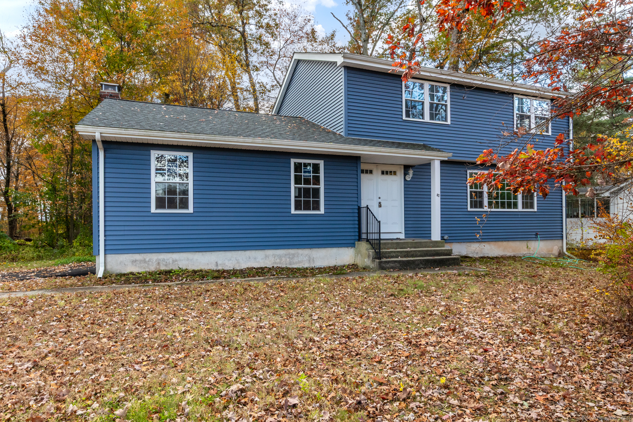 42 Middle Road Ellington CT 06029