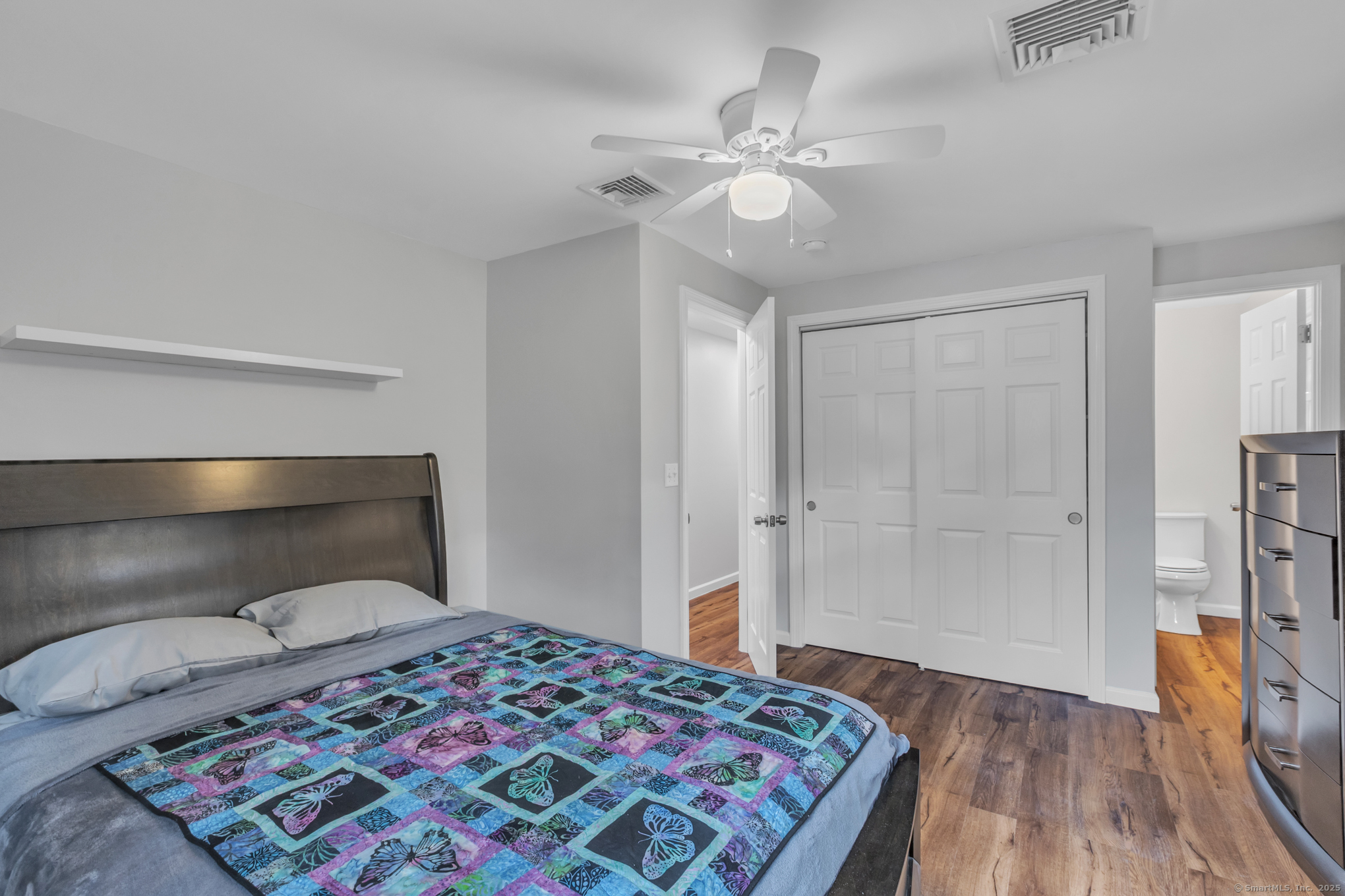 42 Middle Road Ellington CT 06029