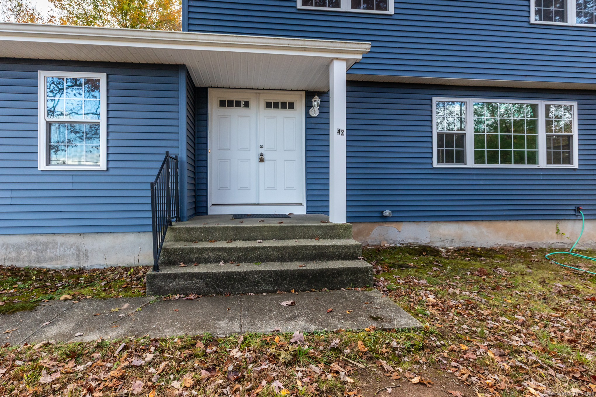 42 Middle Road Ellington CT 06029