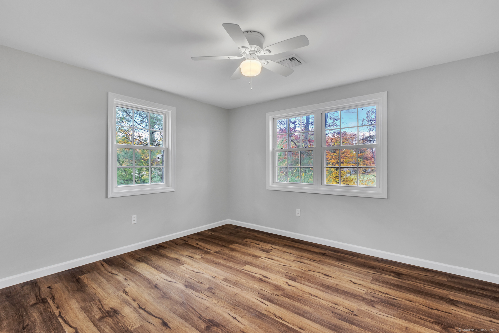 42 Middle Road Ellington CT 06029