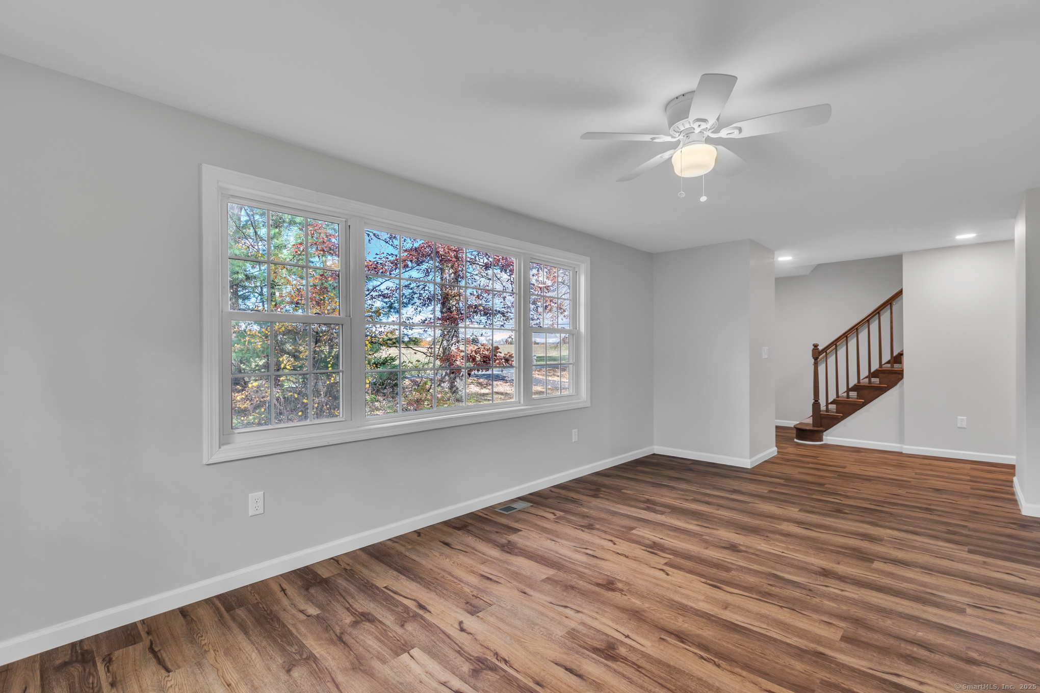 42 Middle Road Ellington CT 06029