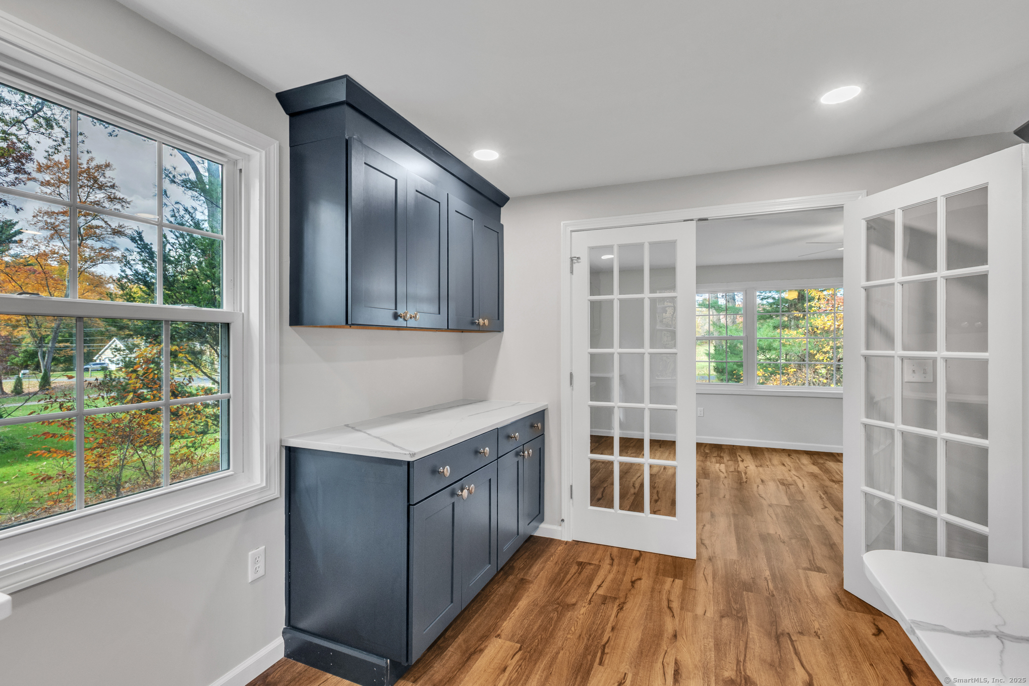 42 Middle Road Ellington CT 06029