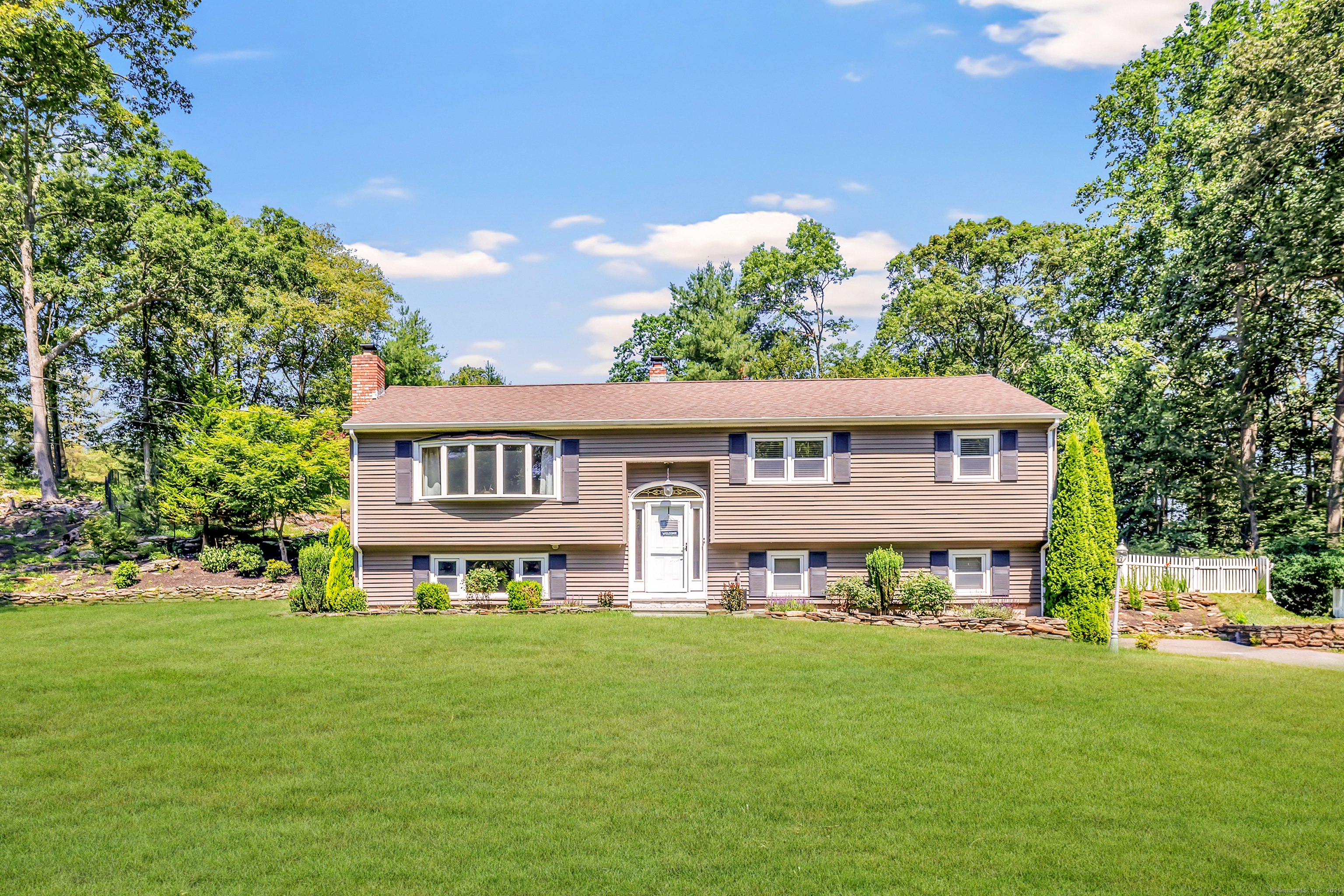 30 Cali Drive Shelton CT 06484
