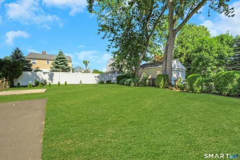 69 Willowbrook Avenue Stamford CT 06902