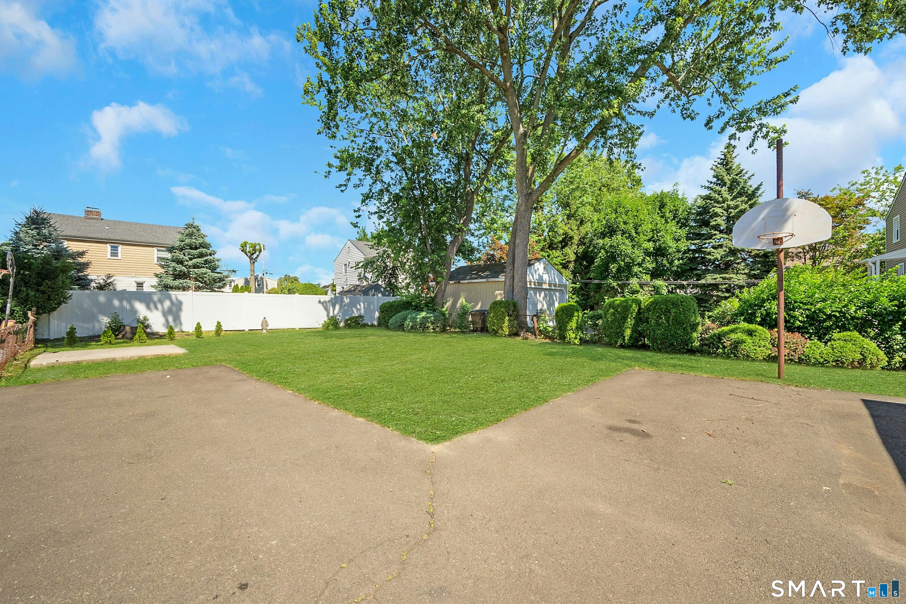 69 Willowbrook Avenue Stamford CT 06902