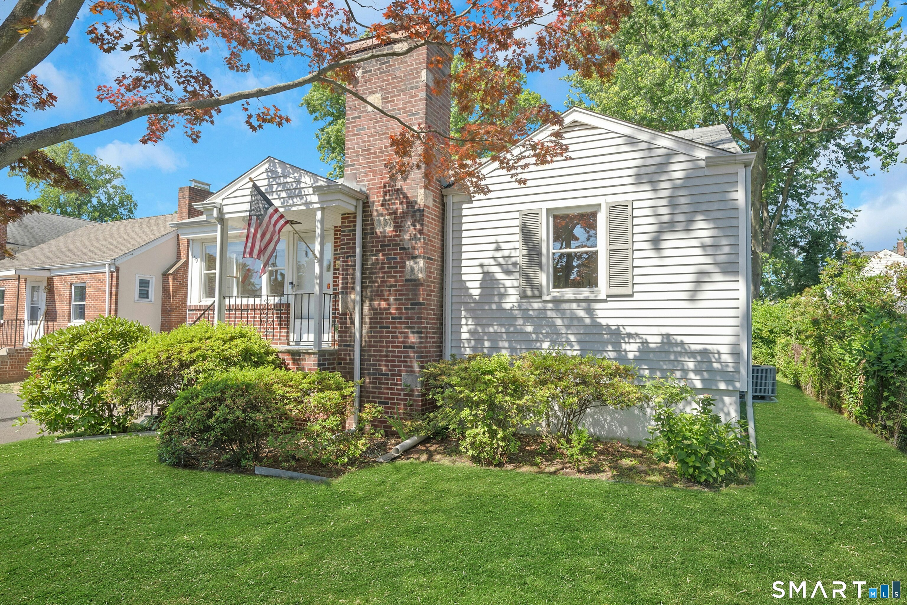 69 Willowbrook Avenue Stamford CT 06902