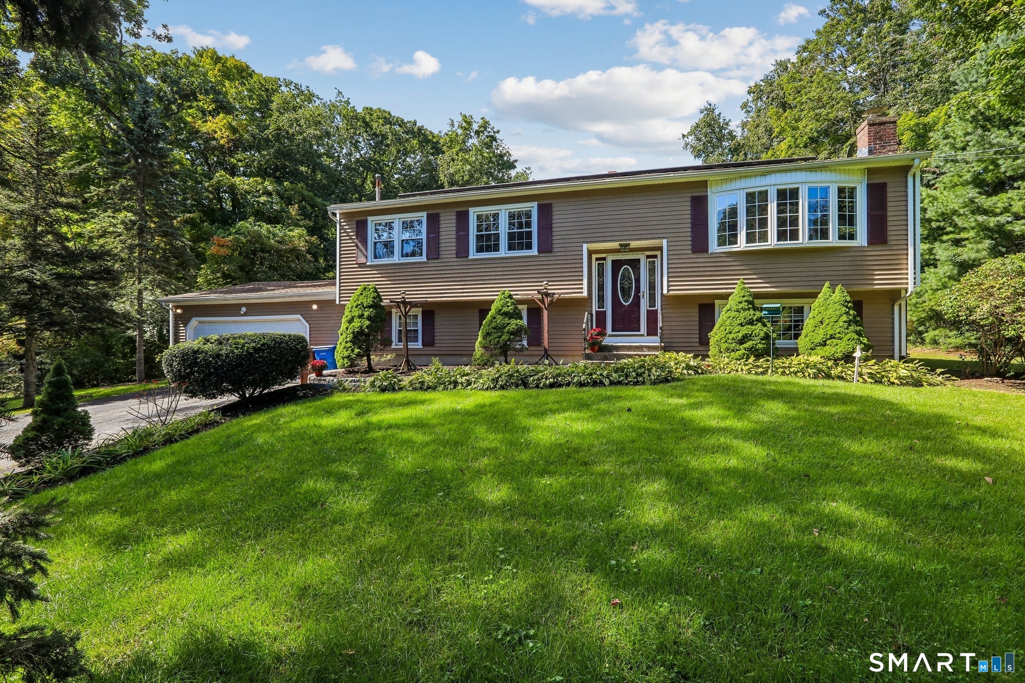 19 Greenacre Drive Shelton CT 06484