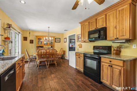 19 Greenacre Drive Shelton CT 06484
