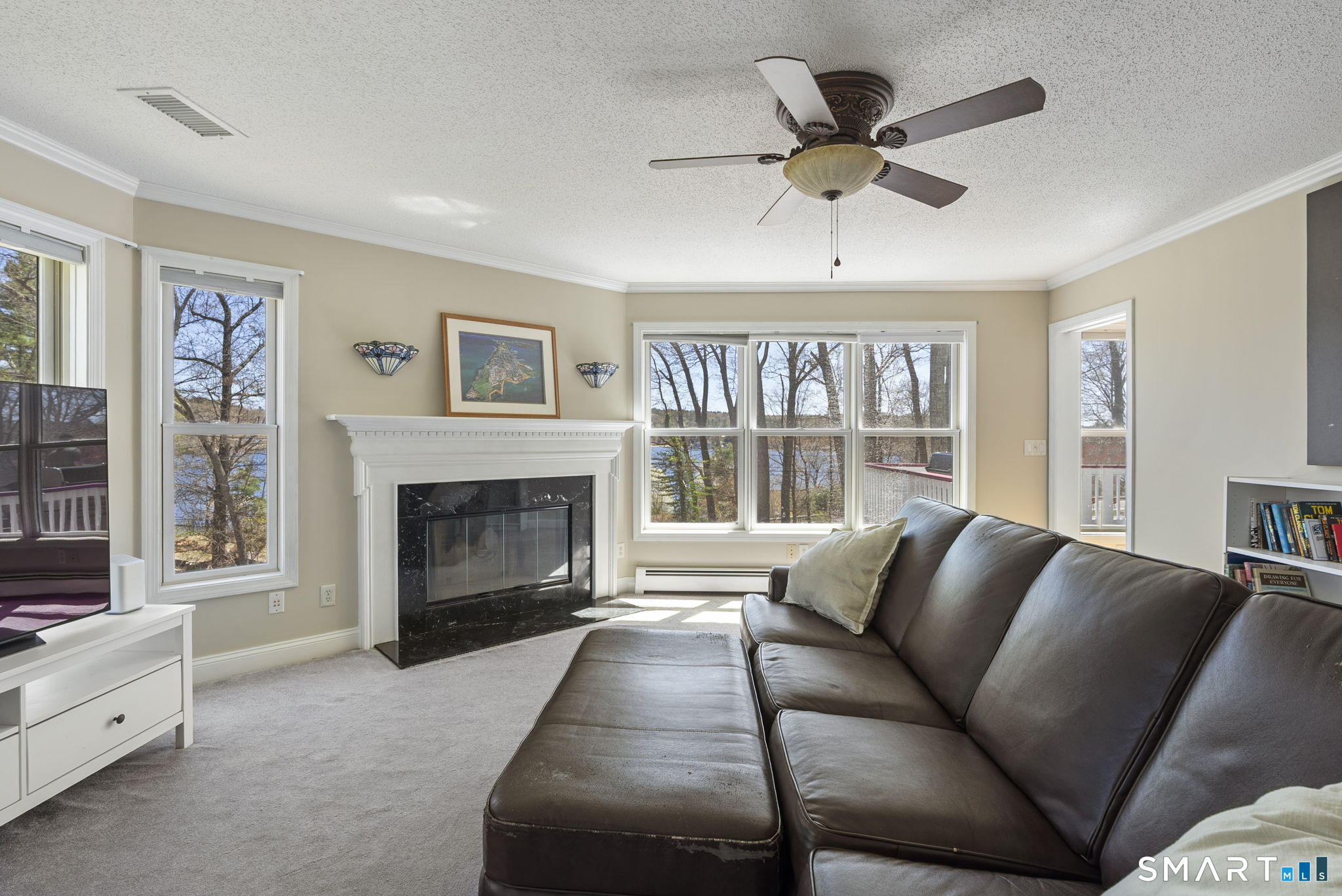8 Pine Street Ellington CT 06029