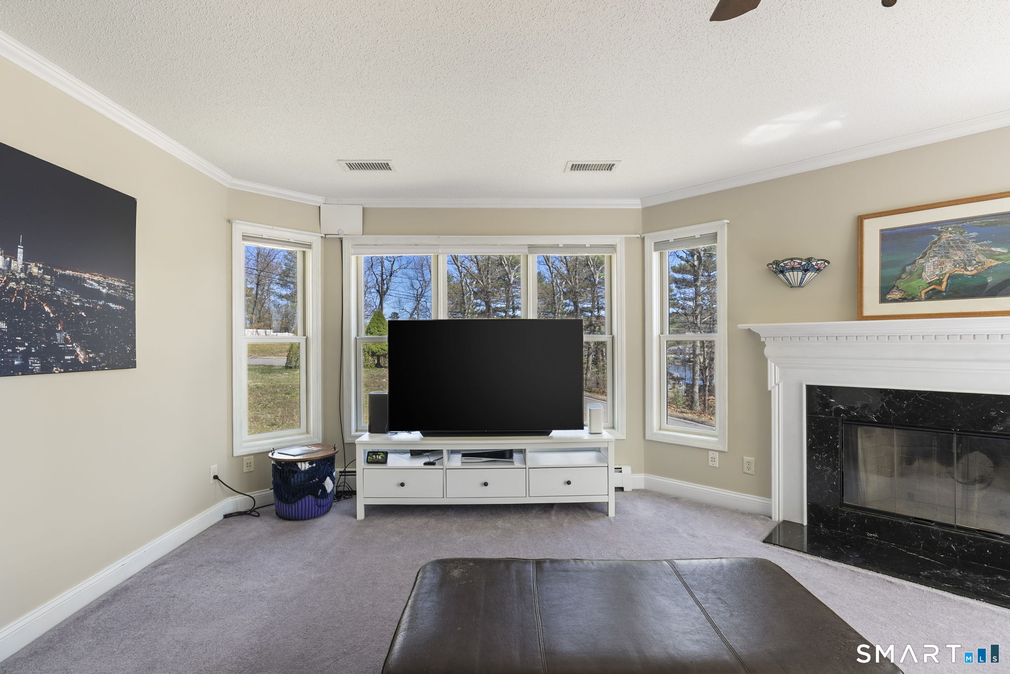 8 Pine Street Ellington CT 06029