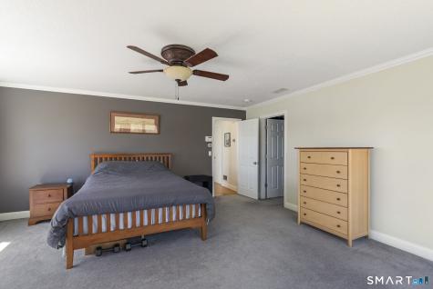 8 Pine Street Ellington CT 06029