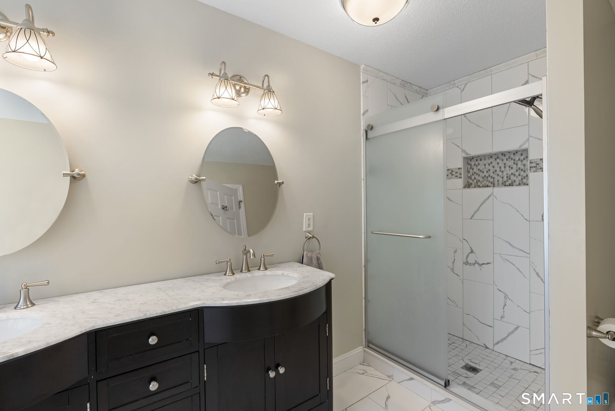 8 Pine Street Ellington CT 06029