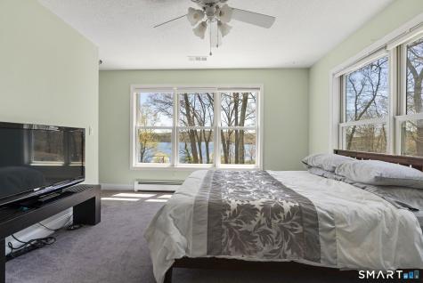 8 Pine Street Ellington CT 06029