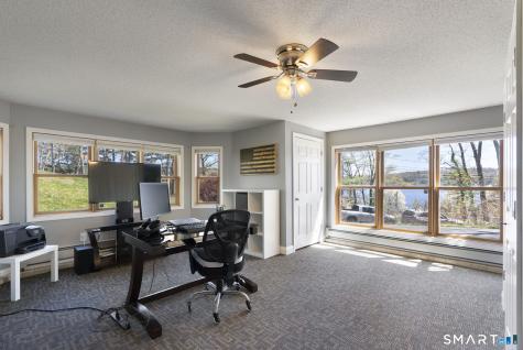 8 Pine Street Ellington CT 06029