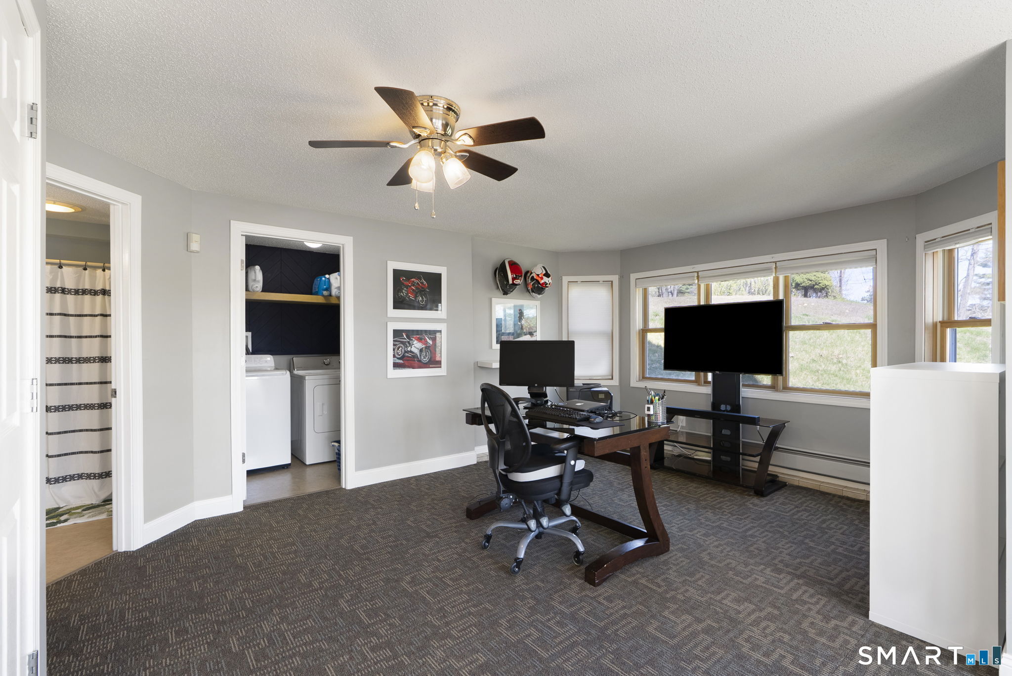 8 Pine Street Ellington CT 06029