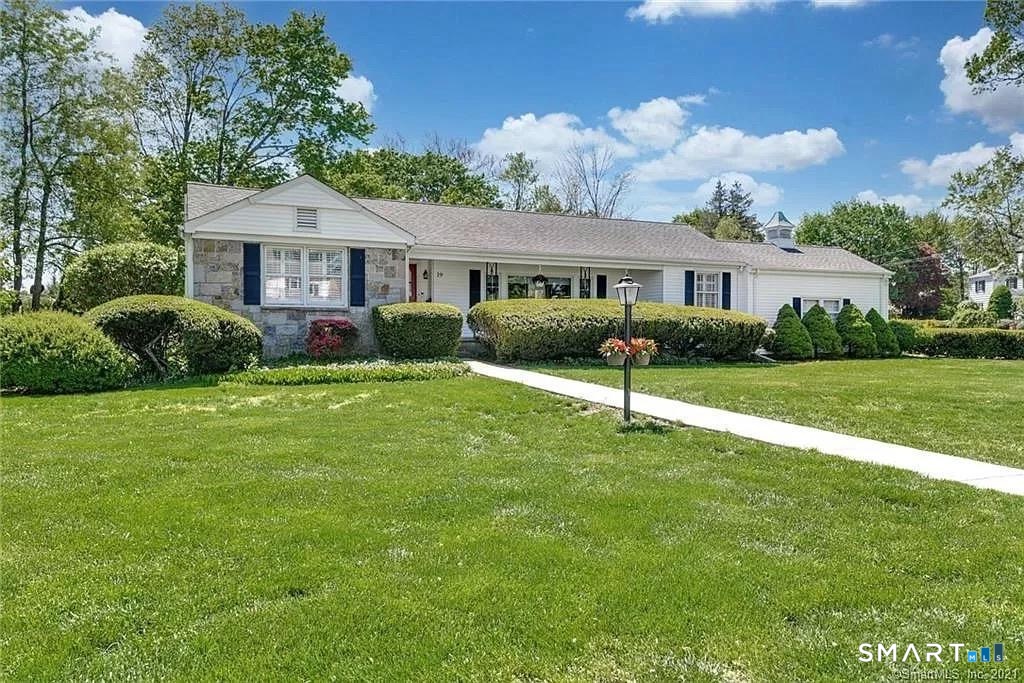 19 Pine Tree Drive Stamford CT 06906