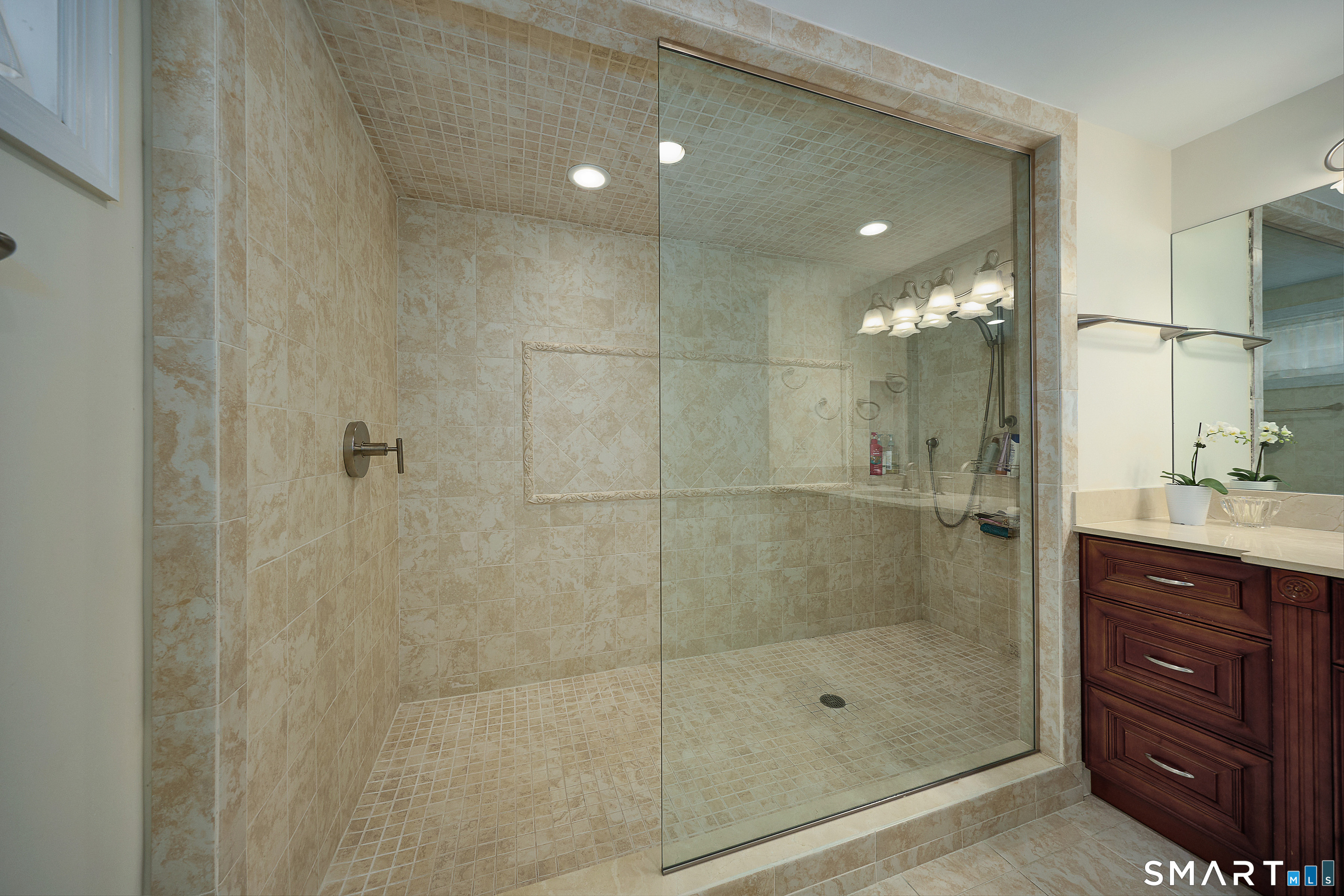19 Pine Tree Drive Stamford CT 06906