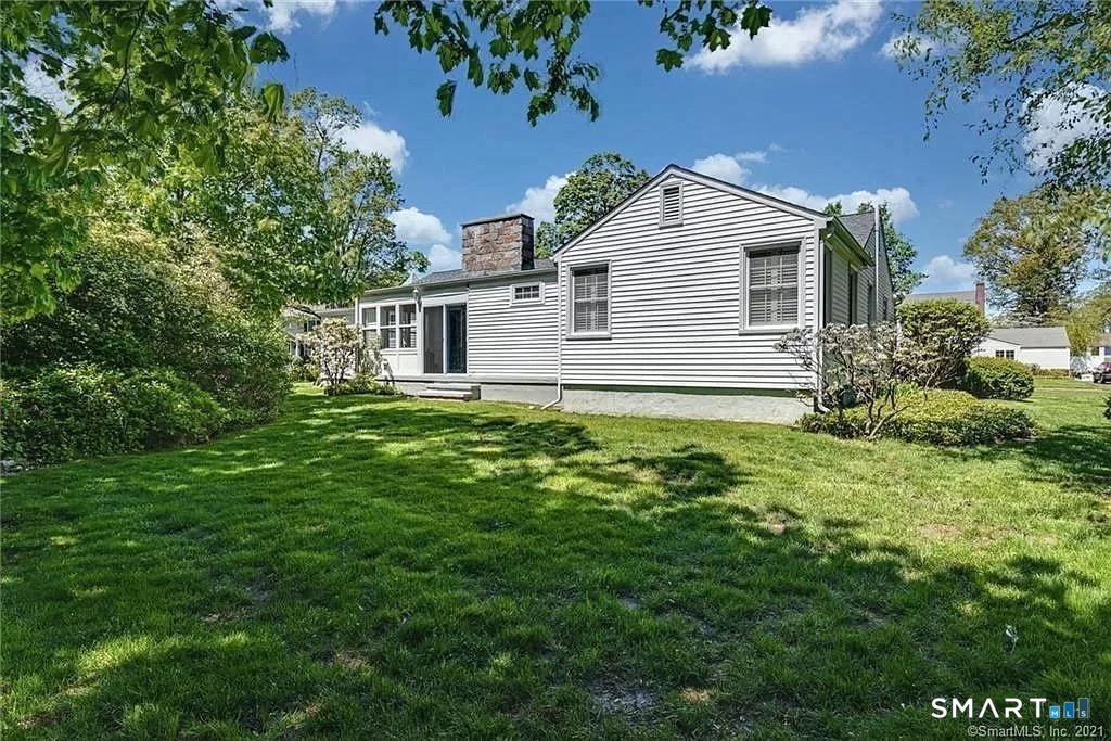 19 Pine Tree Drive Stamford CT 06906