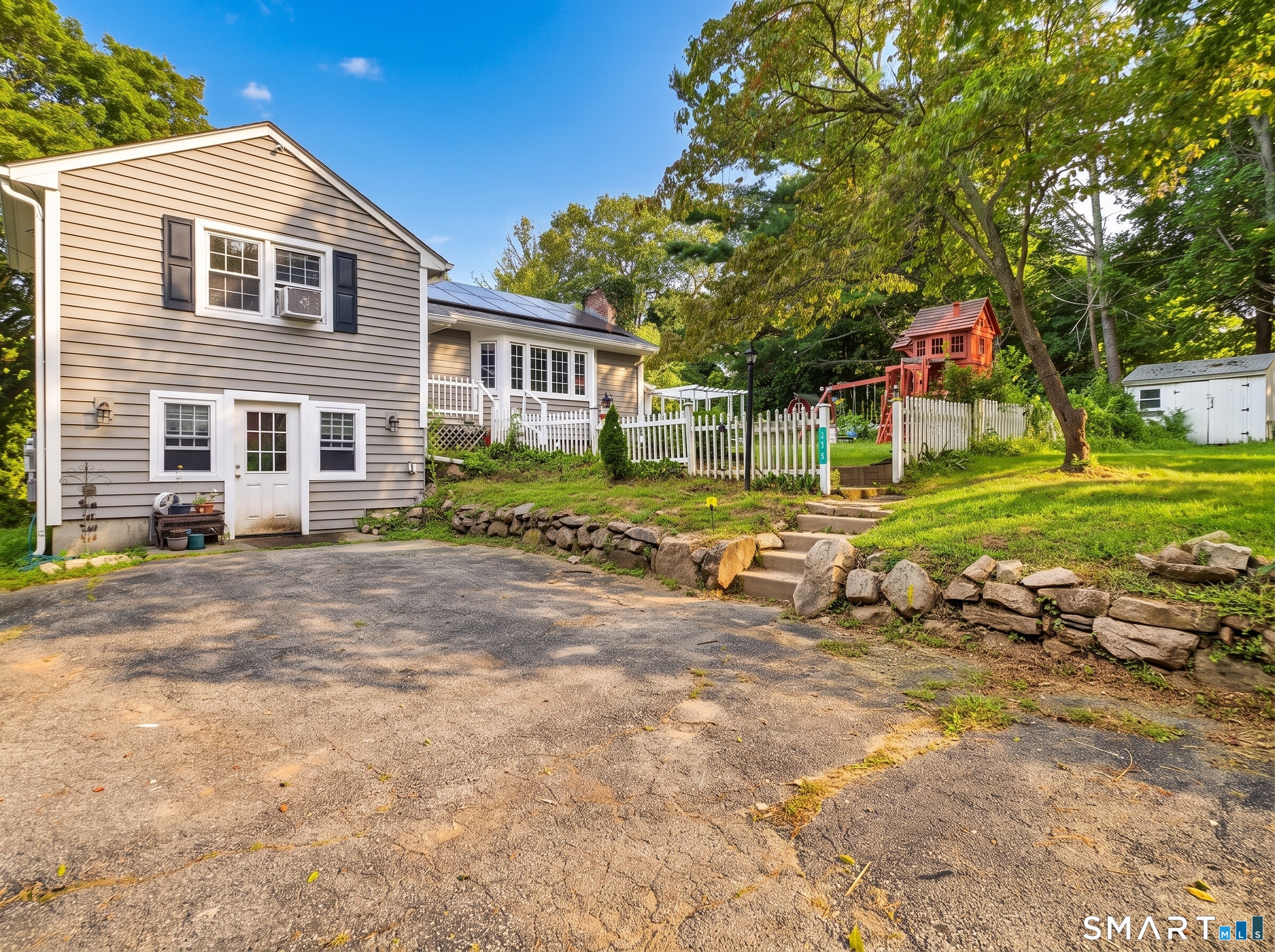 272 Whalehead Road Ledyard CT 06335