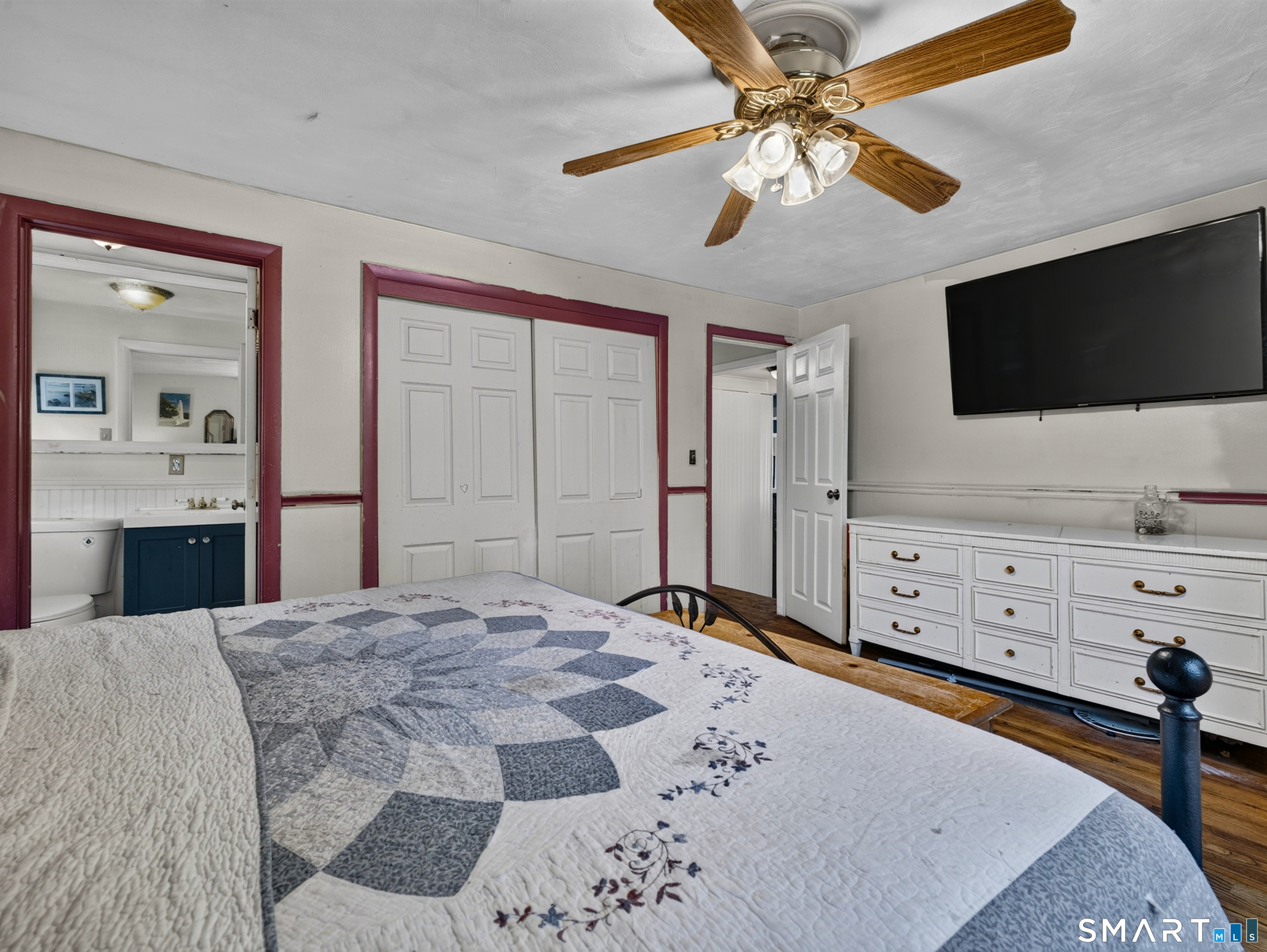 272 Whalehead Road Ledyard CT 06335