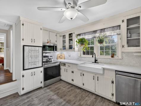 272 Whalehead Road Ledyard CT 06335